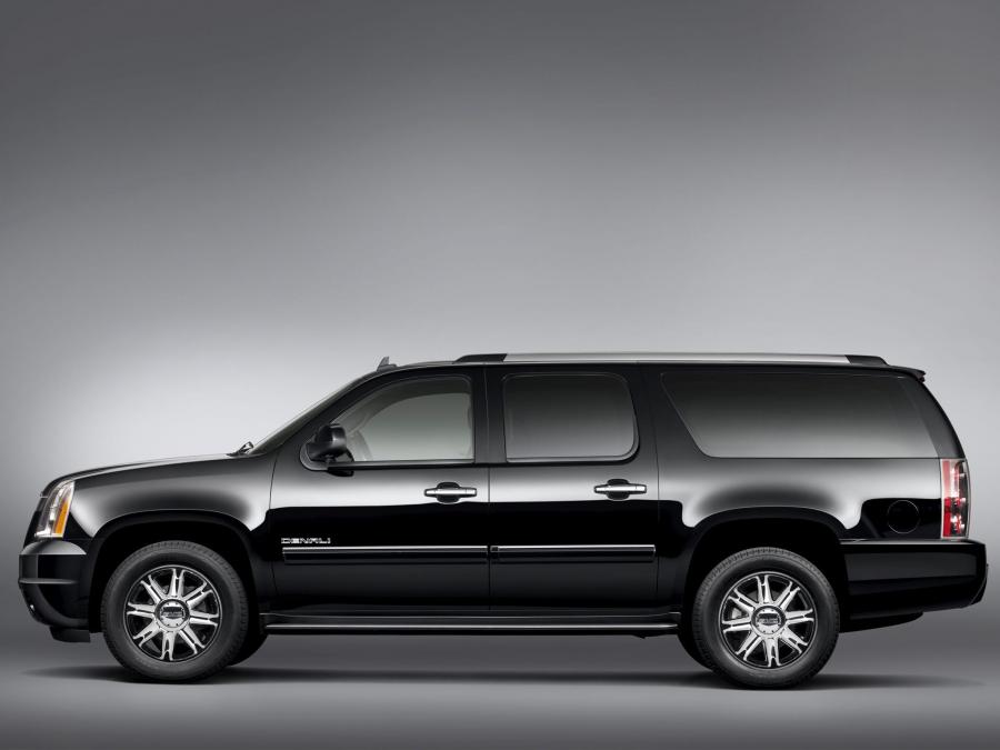  GMC Yukon XL Denali FlexFuel 2011 года  (фото 3 из 5)